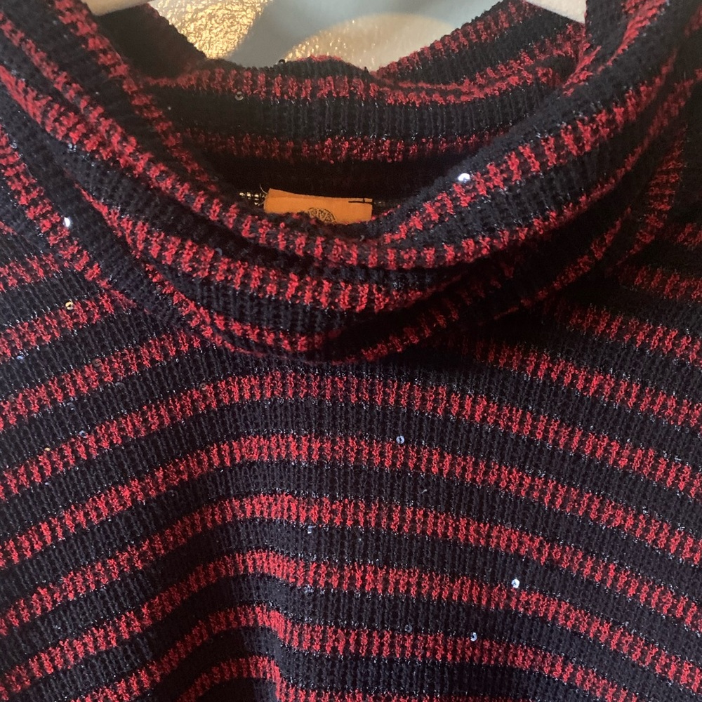 Ruby Rd. Red Sparkly Sweater Size L Like New - image 3